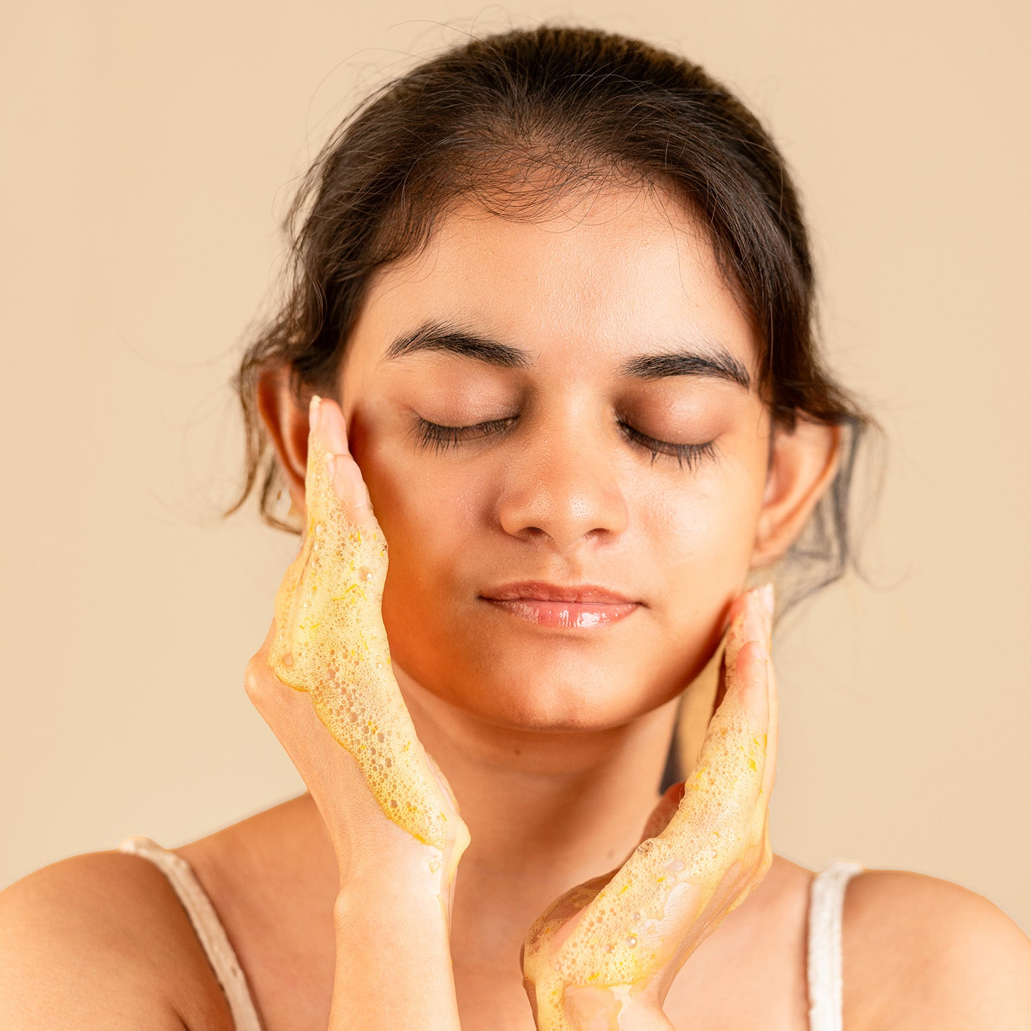 FACIAL CLEANSERS